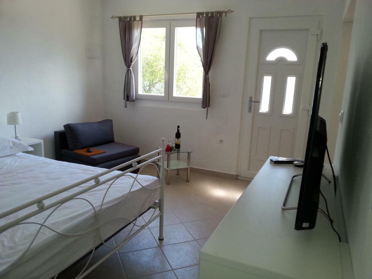 Studio Apartment Luce Marina Extérieur photo