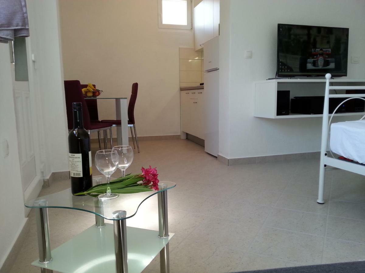 Studio Apartment Luce Marina Extérieur photo