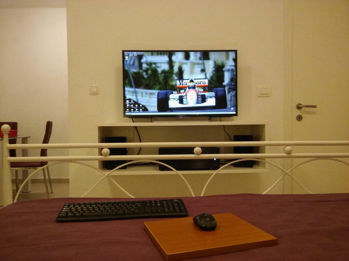 Studio Apartment Luce Marina Extérieur photo